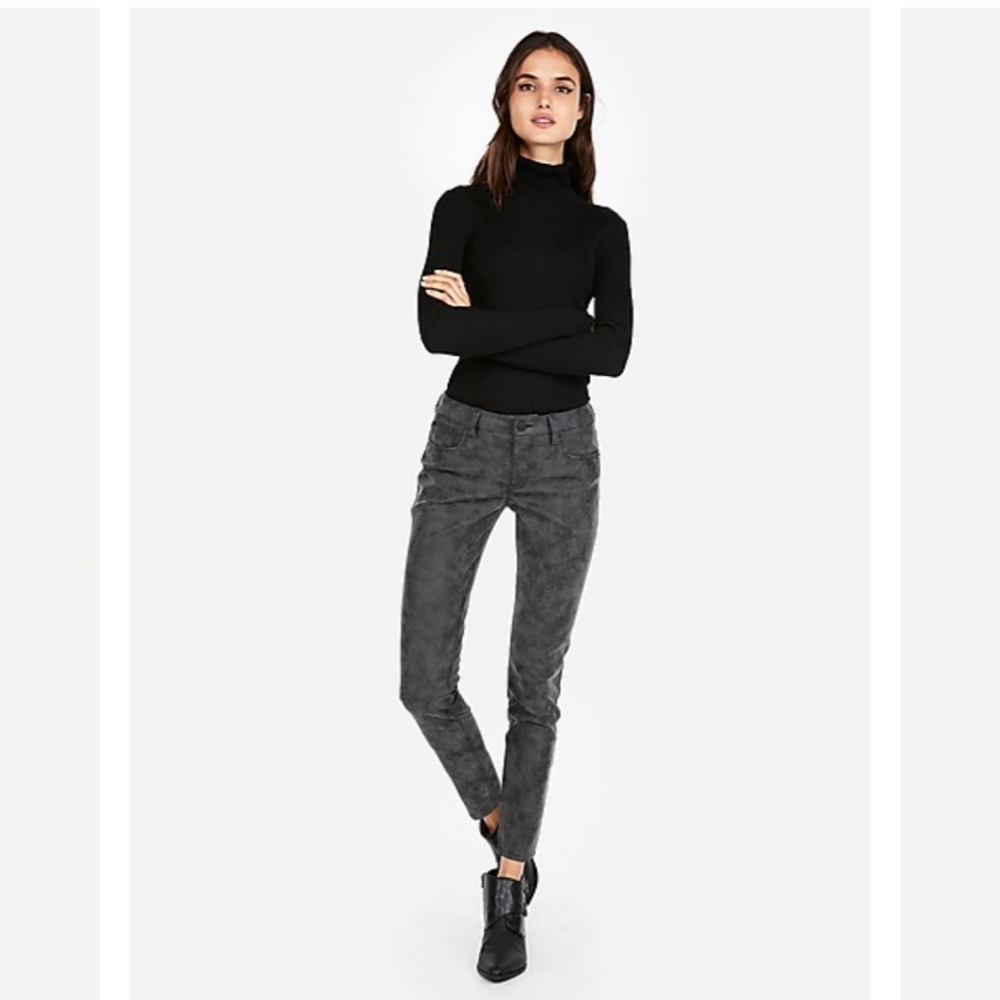 Mid Rise Faux Suede Ankle Leggings